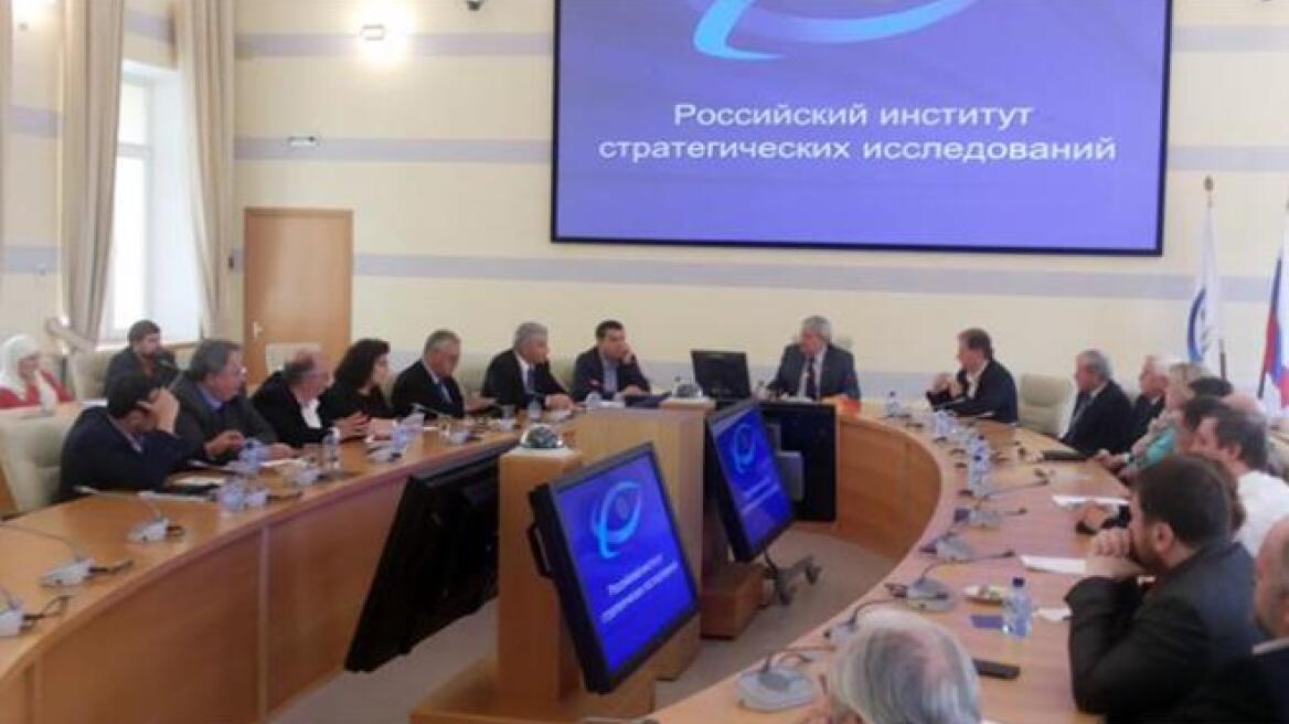 Άνοιγμα με μηνύματα για το μέλλον: Στηρίζει Μόσχα για το Ουκρανικό ο Τσίπρας