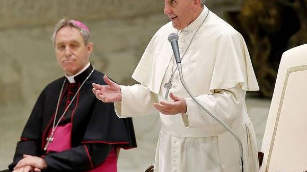 Πάπας Φραγκίσκος: Είμαι έτοιμος να βαφτίσω και εξωγήινους