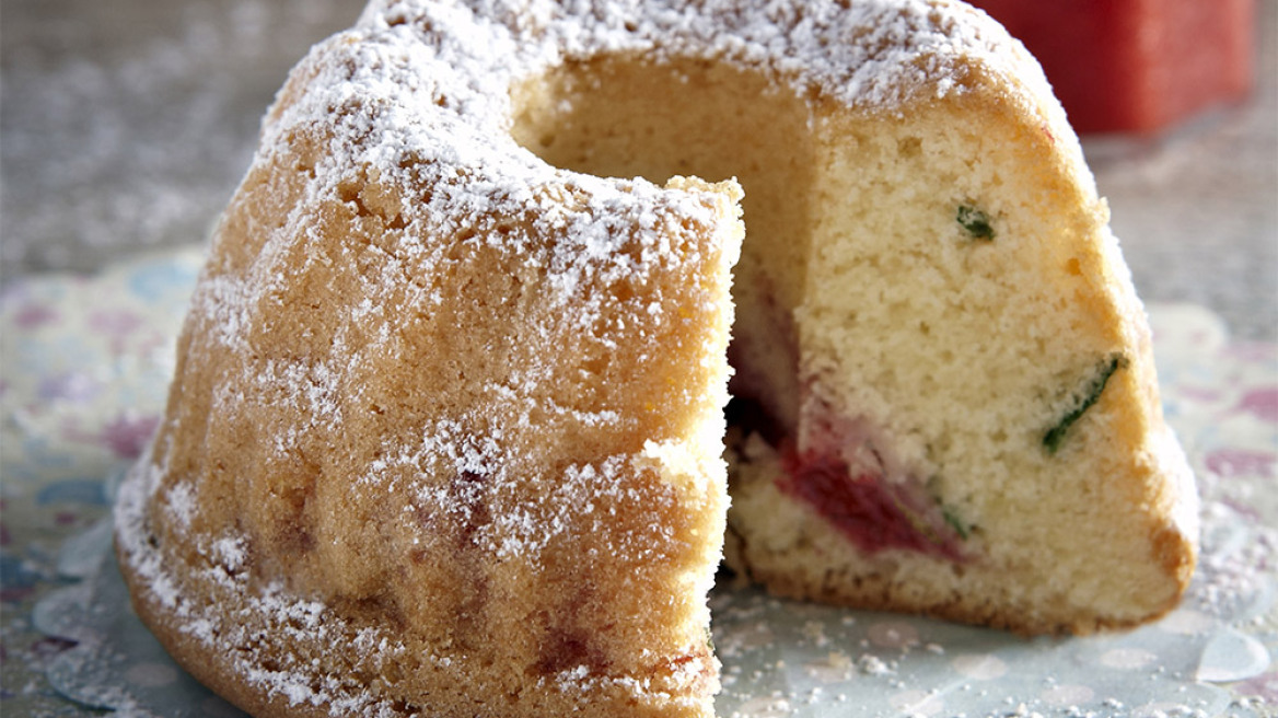 Κέικ με φράουλες και δυόσμο