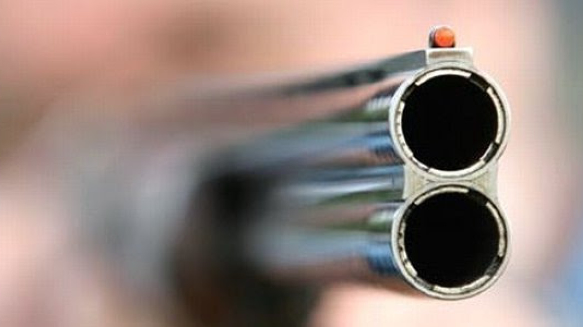 Λαμία: 33χρονος πυροβολήθηκε στην κοιλιά με καραμπίνα