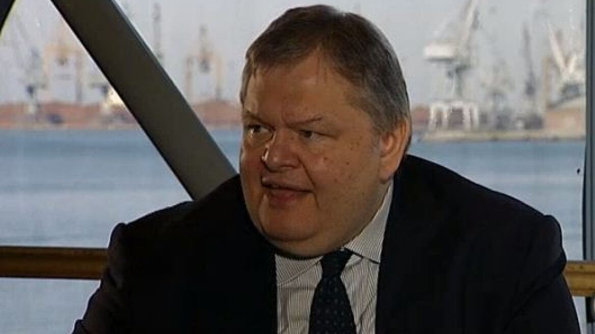 Βενιζέλος: Αν αποδοκιμαστεί η Ελιά, δεν θα πάω στον Σαμαρά, αλλά κατευθείαν στον Παπούλια