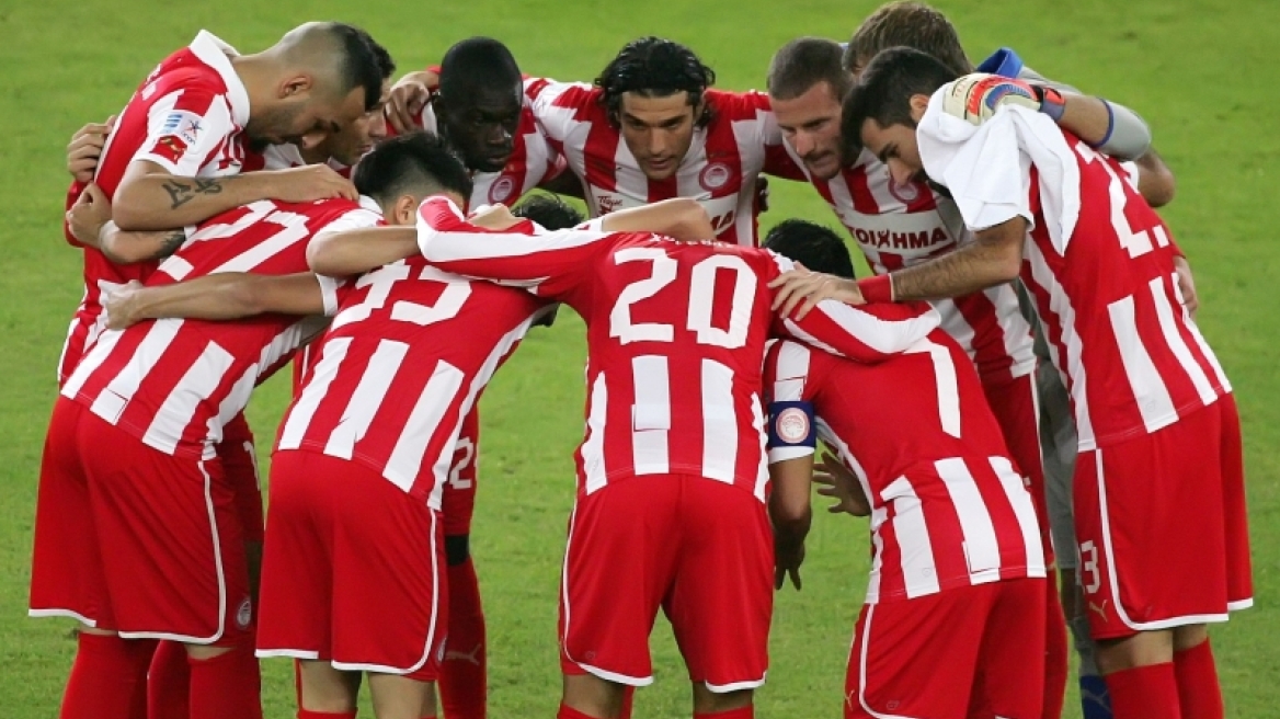 «Ερυθρόλευκες» προτάσεις και επαφές