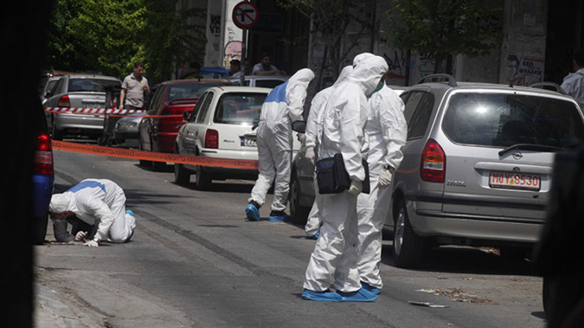 «Καθαρό» το όπλο της επίθεσης στα γραφεία του ΠΑΣΟΚ - «Βλέπουν» Μαζιώτη