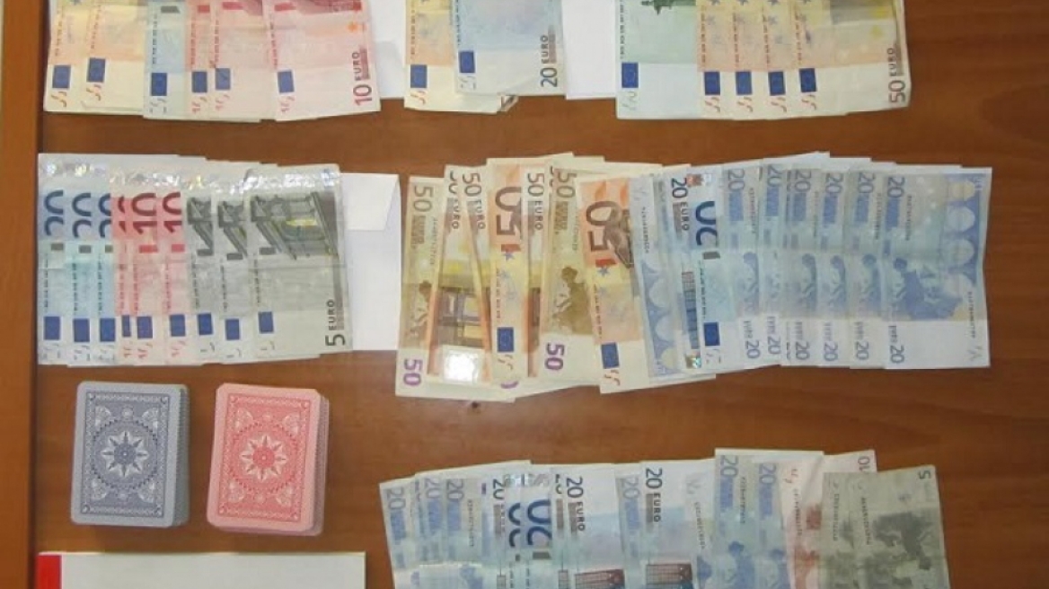 Κομοτηνή: Το είχαν στρώσει στο... «Θανάση» στο καφενείο