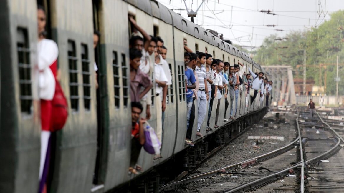 Ινδία: Ελεγκτής σκότωσε γυναίκα επειδή ήθελε να επιβιβαστεί στην Α' θέση