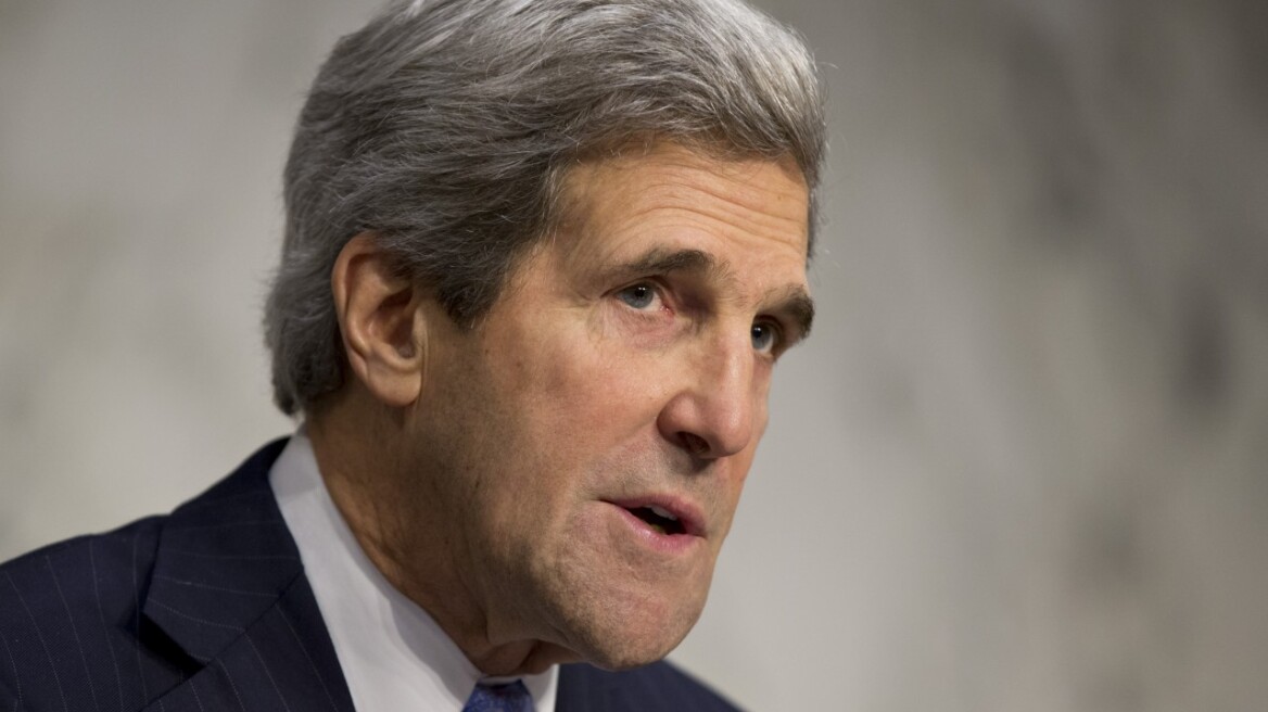 ΗΠΑ: Ανησυχία Κέρι για τη δράση Τσετσένων μαχητών στην Ουκρανία