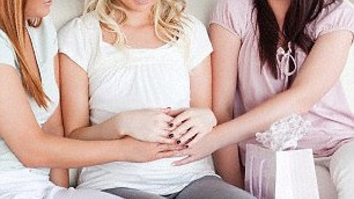 Η μητρότητα είναι... μεταδοτική 