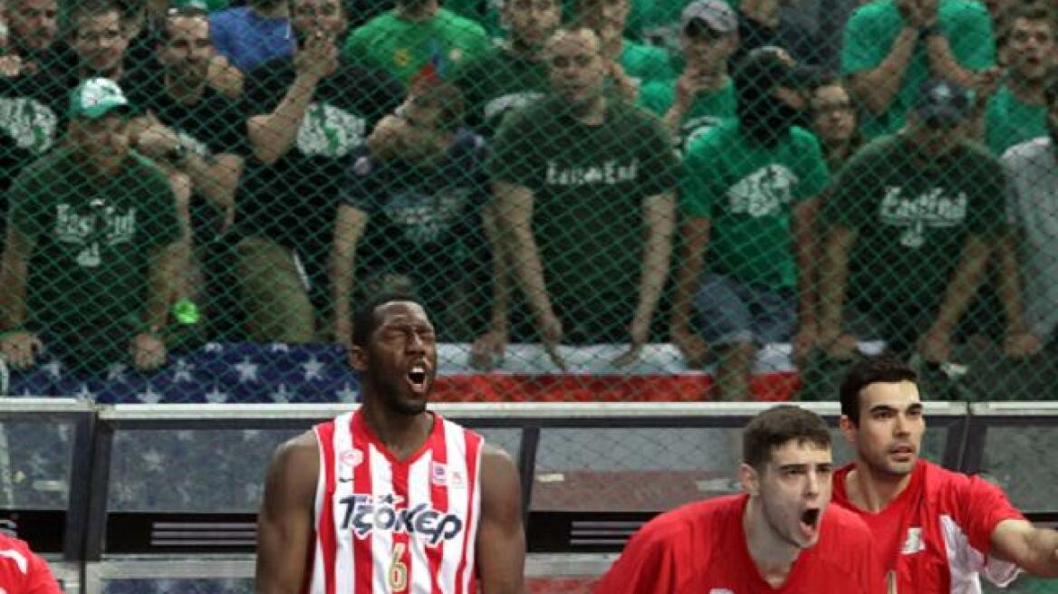 Υποδοχή ηρώων στο ΣΕΦ (video)