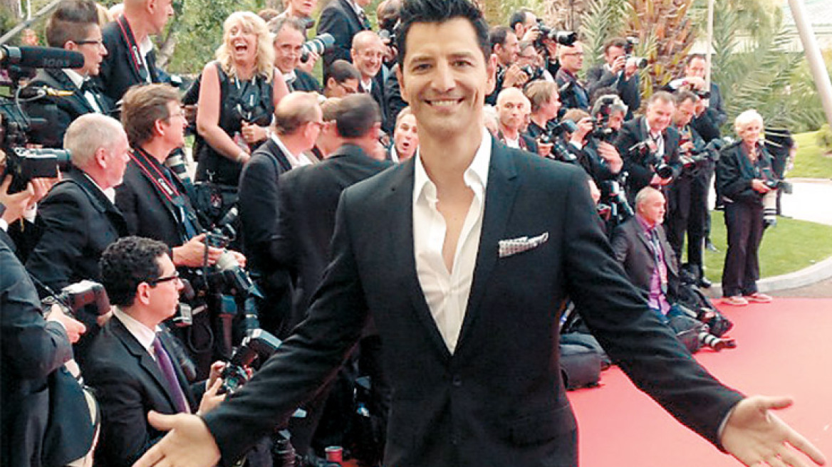 Ο Sakis θριαμβεύει στο Μουντιάλ της μουσικής