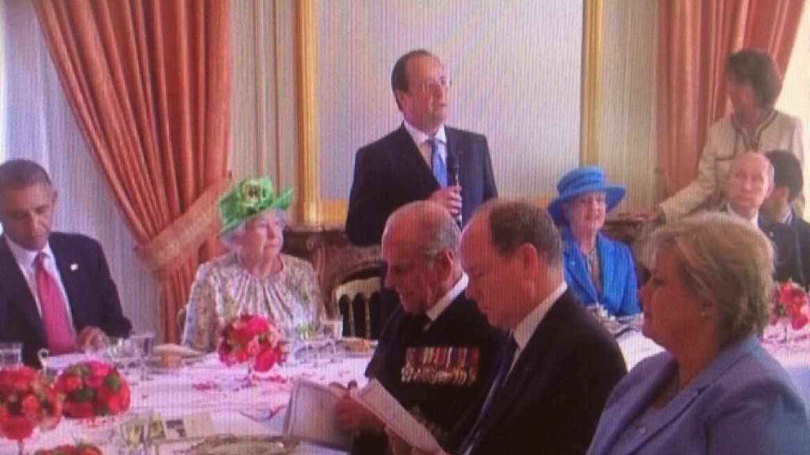 Δυο βασίλισσες «χωρίζουν» Πούτιν και Ομπάμα 