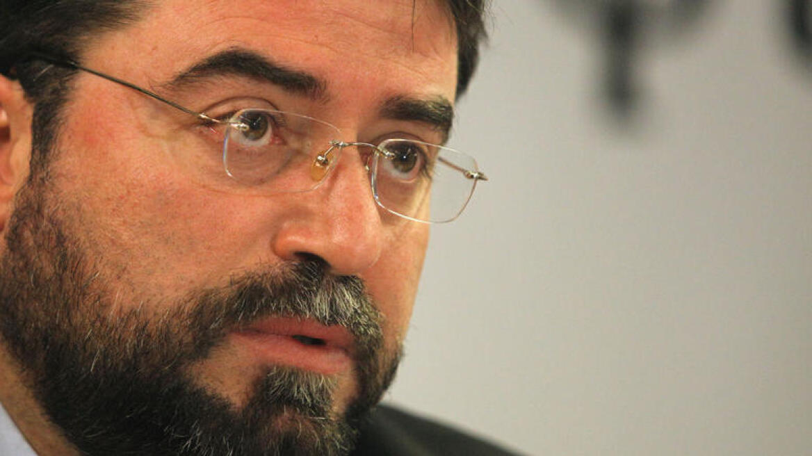 Ανεξαρτητοποιήθηκε από τη ΔΗΜΑΡ ο Β. Οικονόμου - Πυρά κατά Κουβέλη