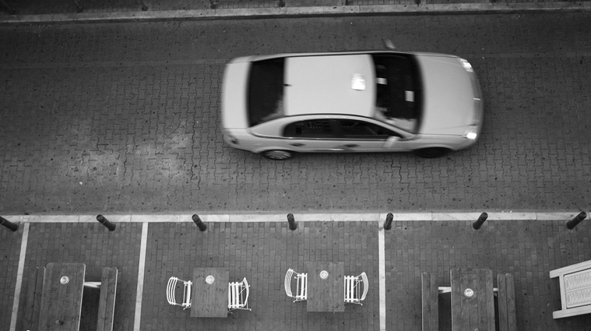 Η Αθήνα της κρίσης σε άσπρο-μαύρο: Δείτε φωτογραφίες 