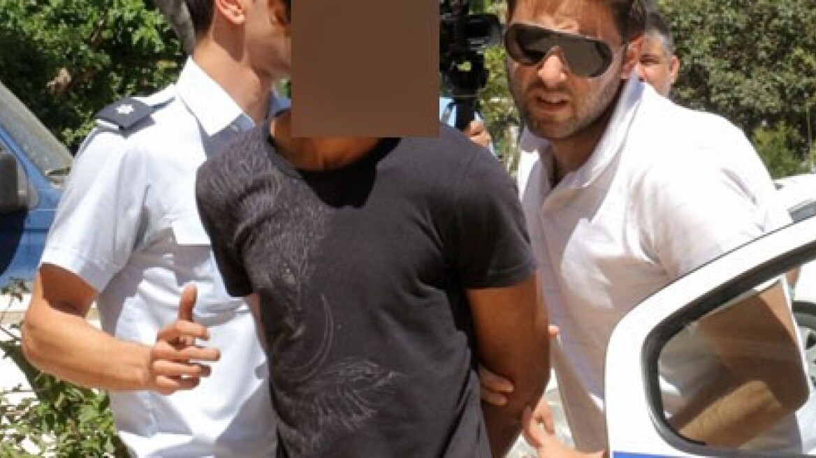 Προφυλακίστηκε ο Πακιστανός με τον μπαλτά