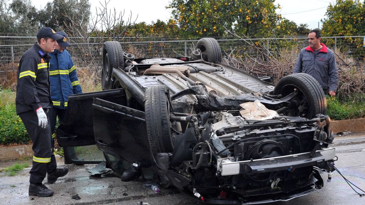 Ενας νεκρός και δύο τραυματίες σε τροχαίο στις Σέρρες