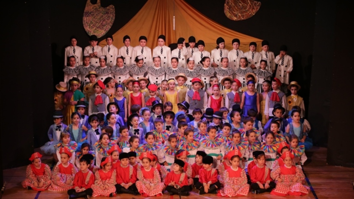 «Ήταν κάποτε μια ασπρομαυρη γραμμή» από το Αρσακείο νηπιαγωγείο Ψυχικού 