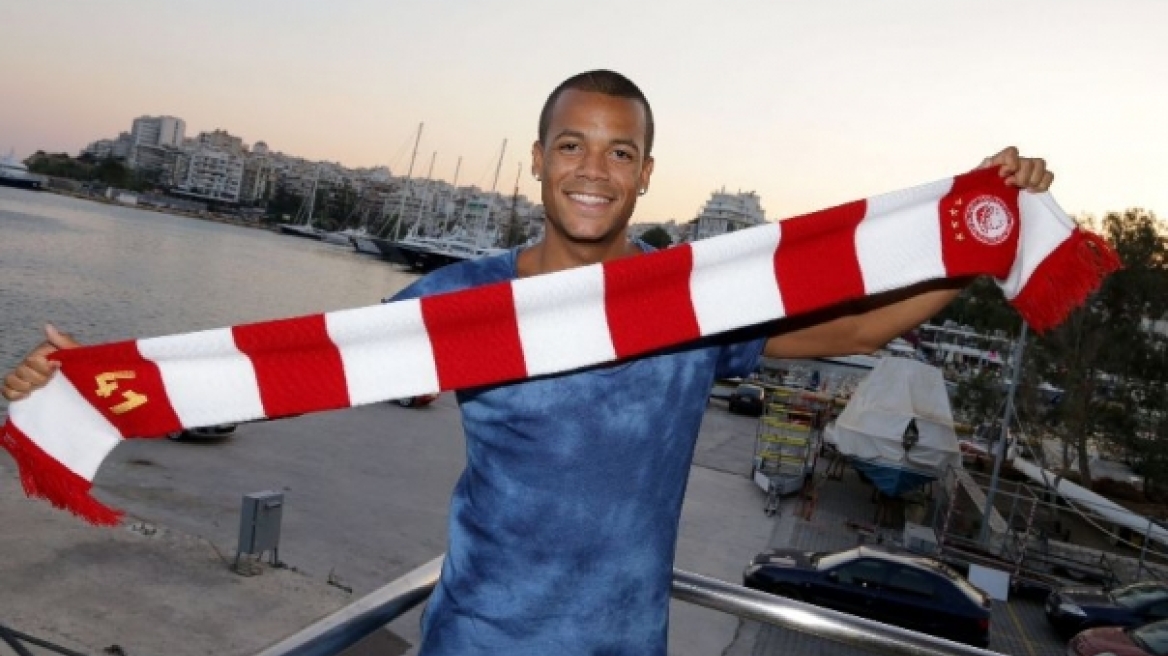 Ολυμπιακός: Υπέγραψε ο Ντοσεβί και δήλωσε ανυπόμονος να ξεκινήσει η σεζόν