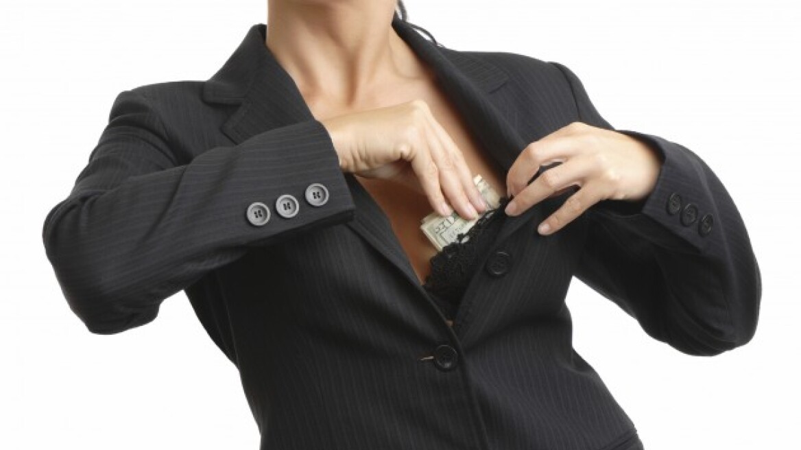 Συνελήφθη ο θηλυκός «Φαντομάς» της Σύρου