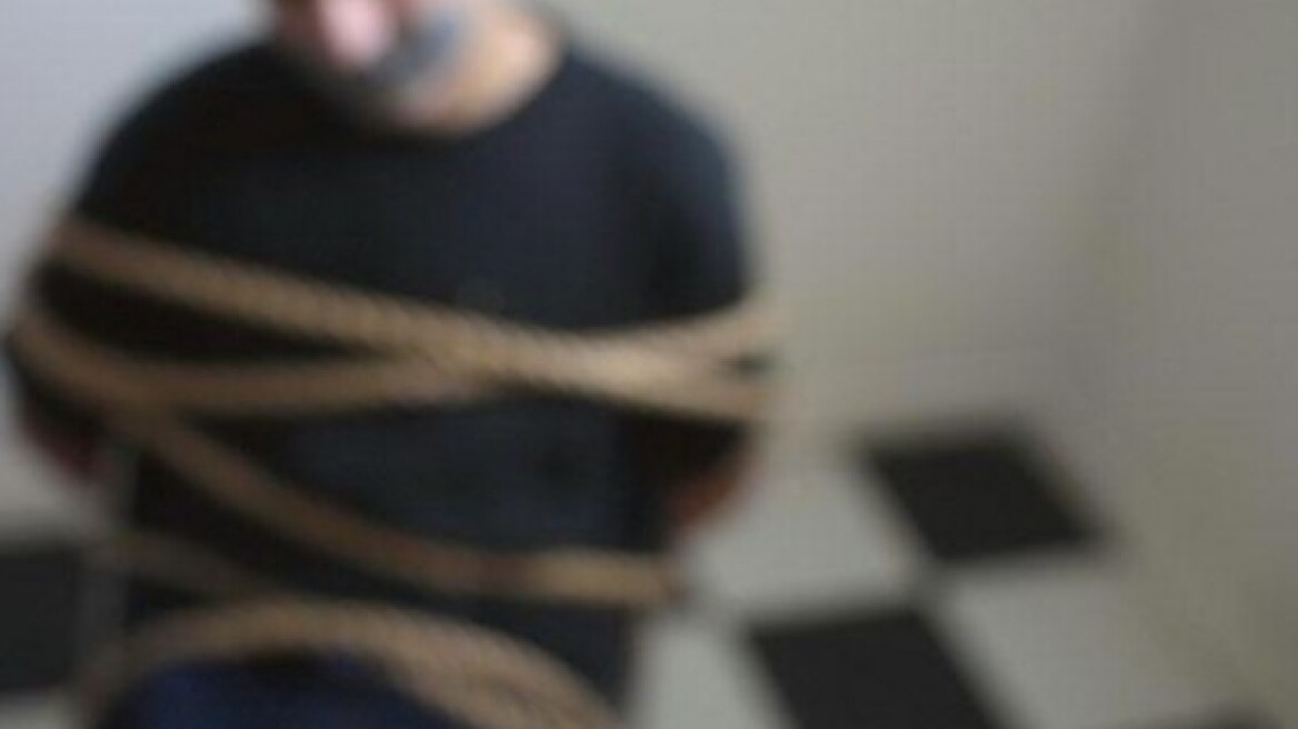 Σπείρα απήγαγε μετανάστες για λύτρα