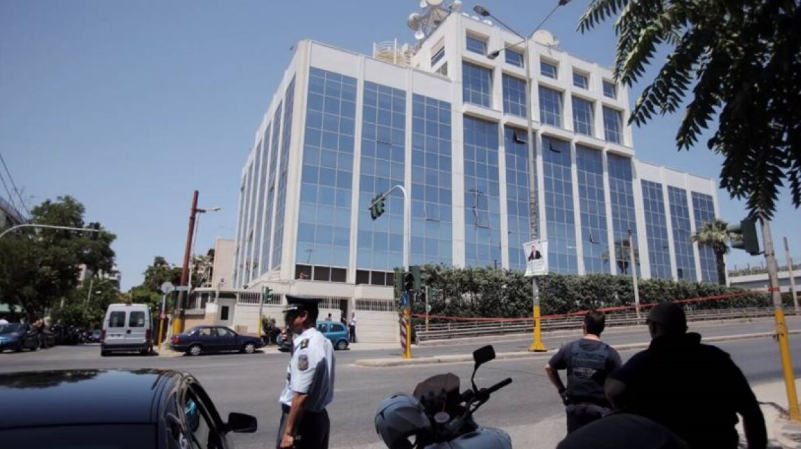 Χειροβομβίδα έξω από τις εγκαταστάσεις του ΣΚΑΪ