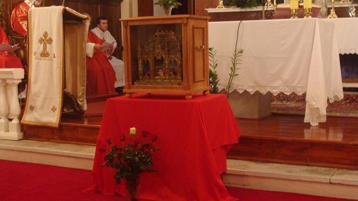 Tα λείψανα του Αγίου Βαλεντίνου επιστρέφουν στη Μυτιλήνη!