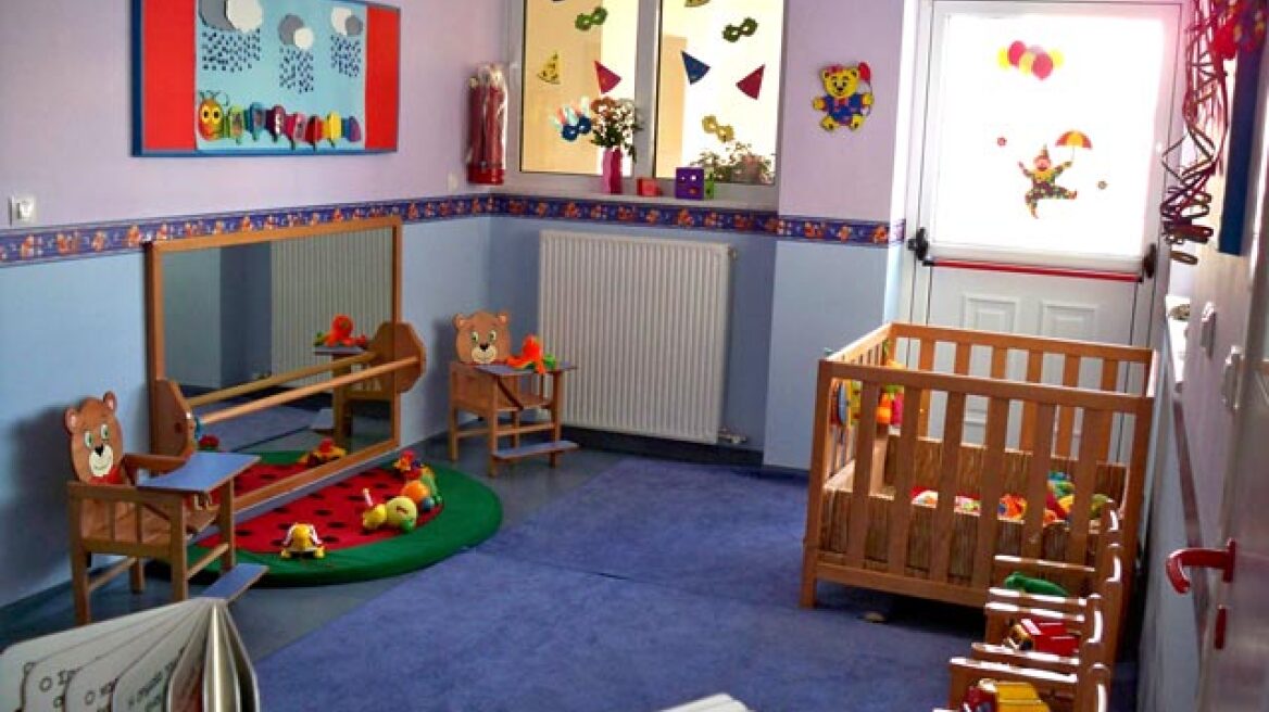 Αναρτήθηκαν οι λίστες για τους βρεφονηπιακούς