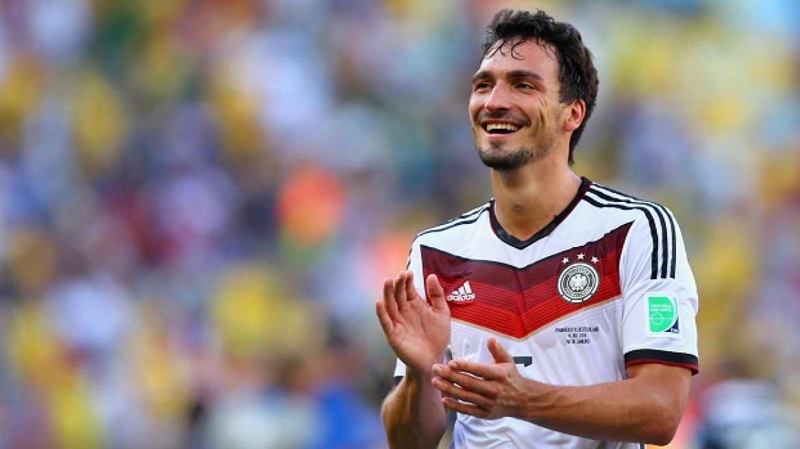 «Κοιτάει» Χούμελς και Μπλιντ για στόπερ η Μπαρτσελόνα