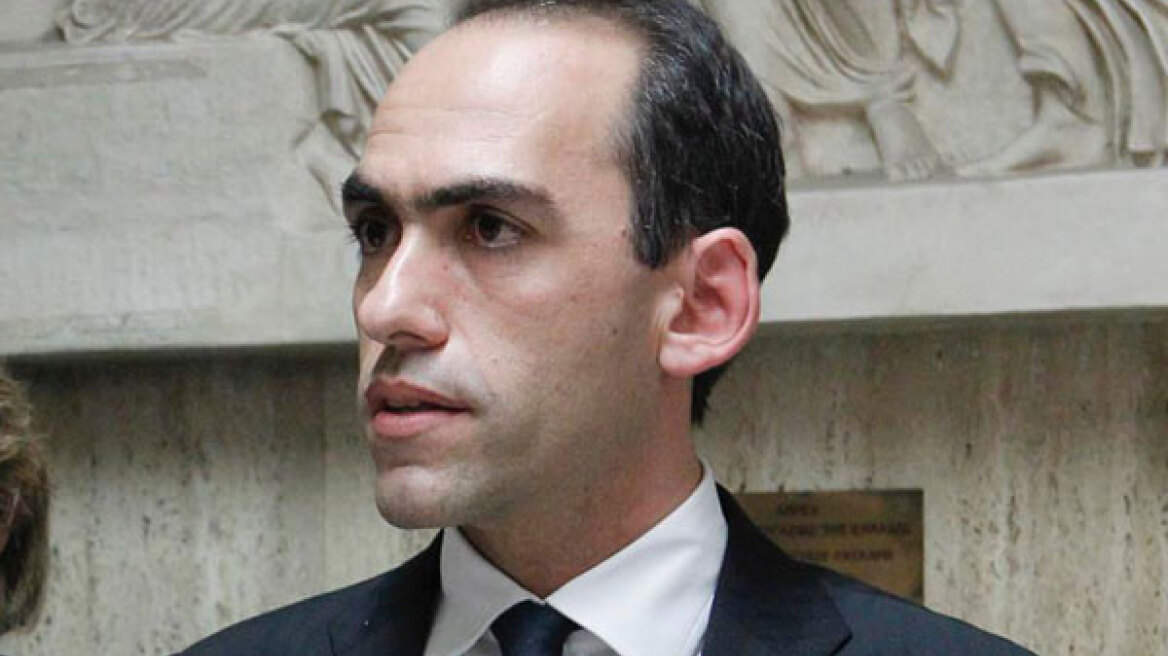 Διαφωνίες Λευκωσίας-τρόικας για τις εκποιήσεις ακινήτων