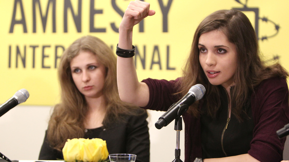 Pussy Riot κατά Πούτιν για την κατάρριψη του Boeing