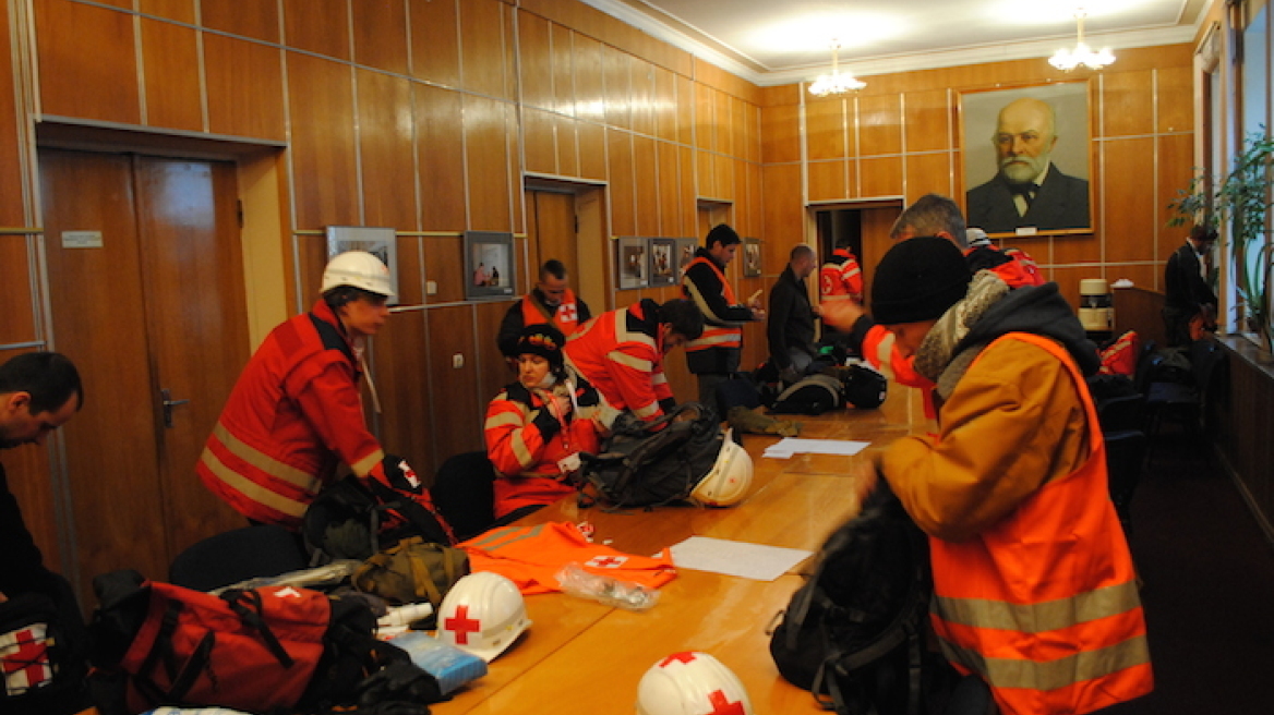 Ερυθρός Σταυρός: Να προστατευθούν οι άμαχοι στην Ουκρανία όπως ορίζει το διεθνές δίκαιο