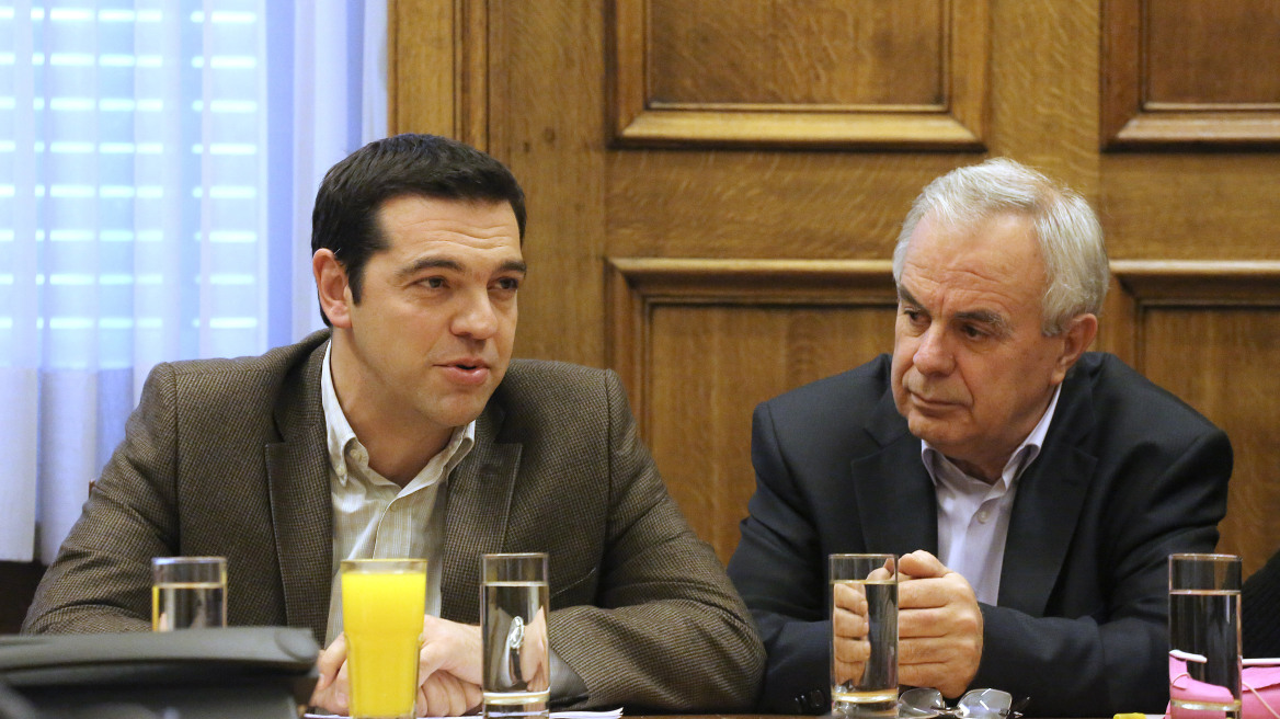 Αποστόλου: «Θα κάνουμε ό,τι μπορούμε για να πάει η χώρα σε εκλογές»