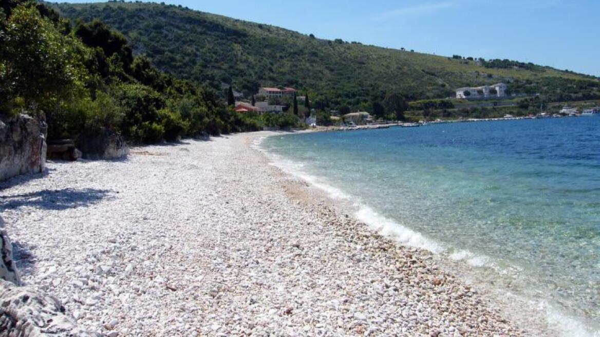 Εκτός πολυνομοσχεδίου το πολιτικό χρήμα και οι χρήσεις αιγιαλού