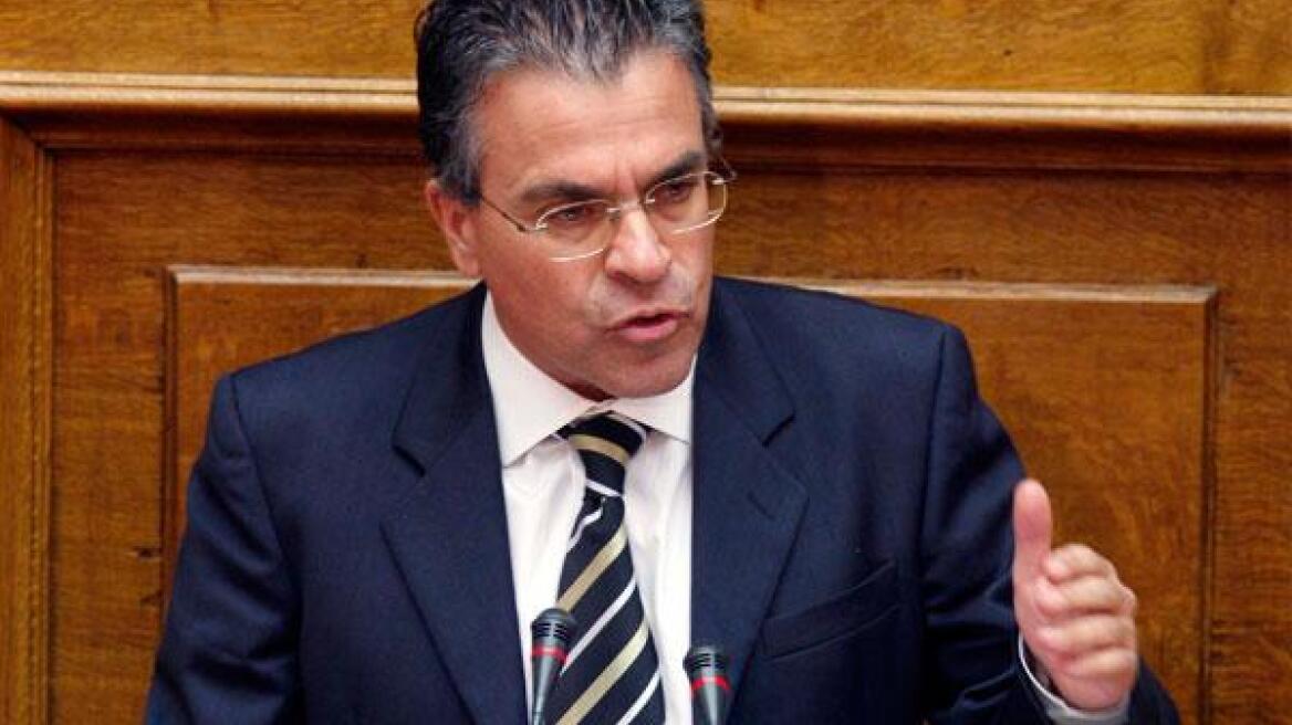 Ο Ντινόπουλος καλεί τις δημοτικές επιχειρήσεις να απογραφούν