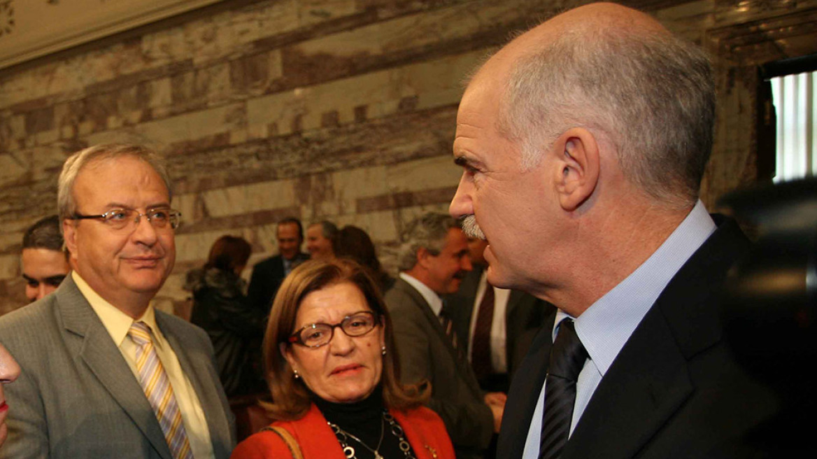 Ελενόπουλος κατά Γρηγοράκου με αφορμή την τακτική Παπανδρέου το 2009 