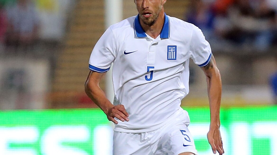 Στο πλευρό του αδερφού του ο Βαγγέλης Μόρας