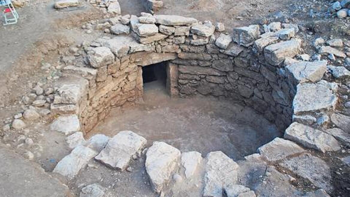 Σπουδαία ανακάλυψη: Βρέθηκε μυκηναϊκός θολωτός τάφος στην Άμφισσα