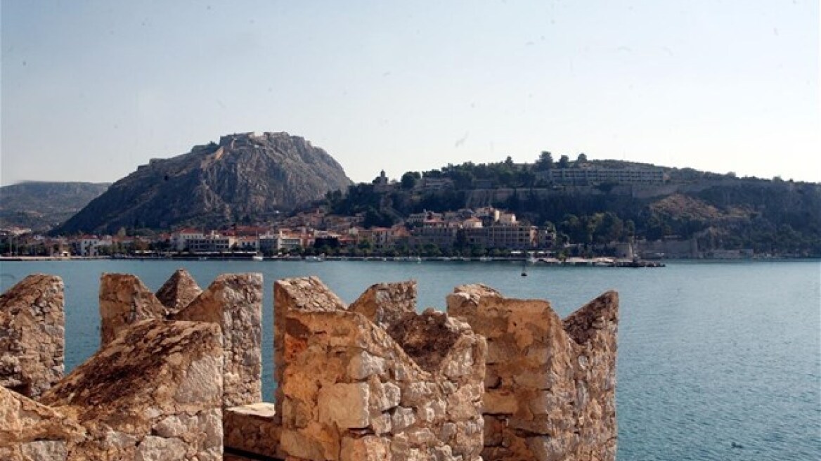 Ανοίγει τις πύλες της η 23η έκθεση βιβλίου στο Ναύπλιο