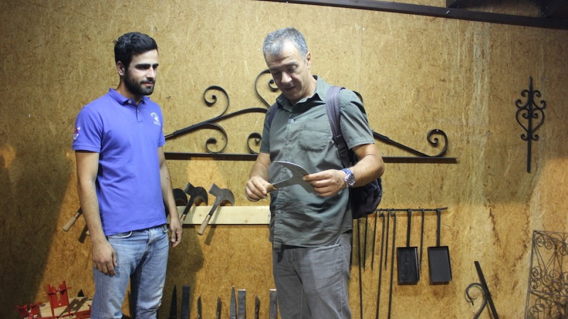 Ο Θεοδωράκης πήρε το δρεπάνι του...