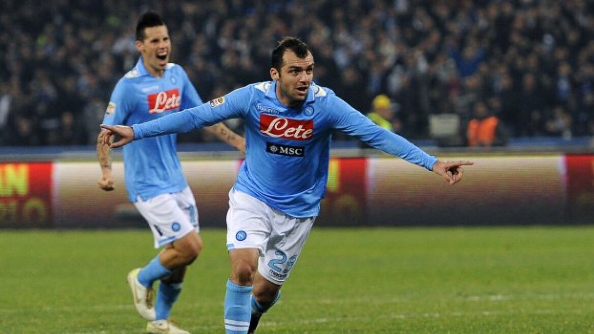 «Σφήνα» Μίλαν για Πάντεφ