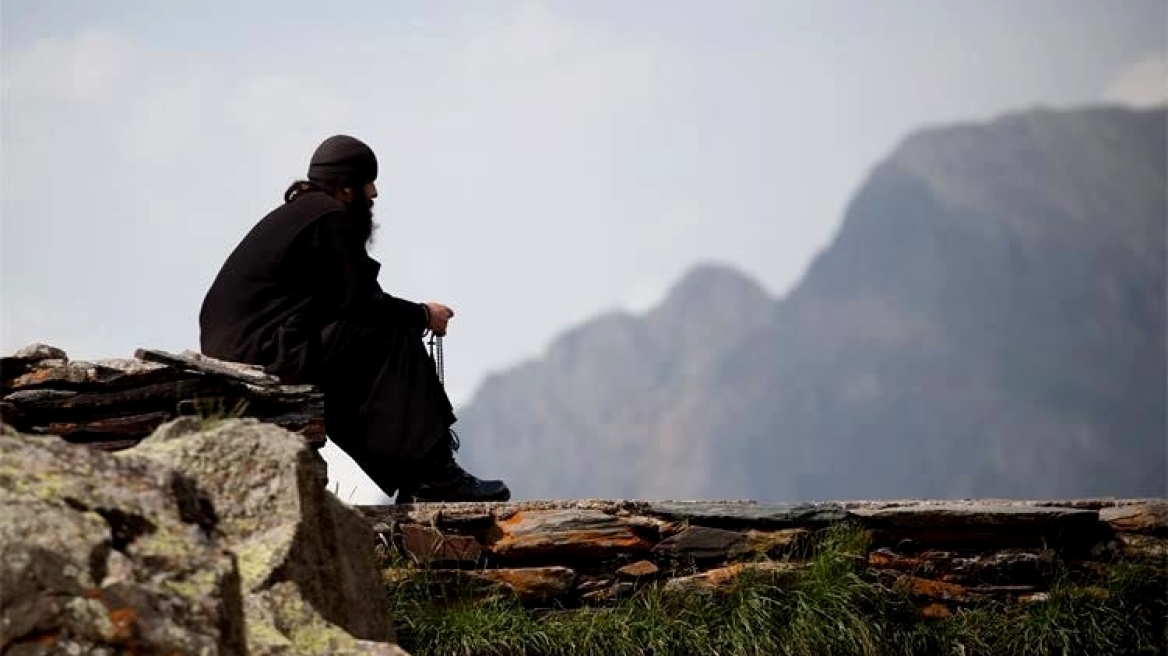 Δωρεάν περίθαλψη και για τους μοναχούς 