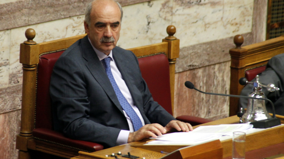 «Έκοψε» τα καινούρια αυτοκίνητα στους βουλευτές ο Μεϊμαράκης