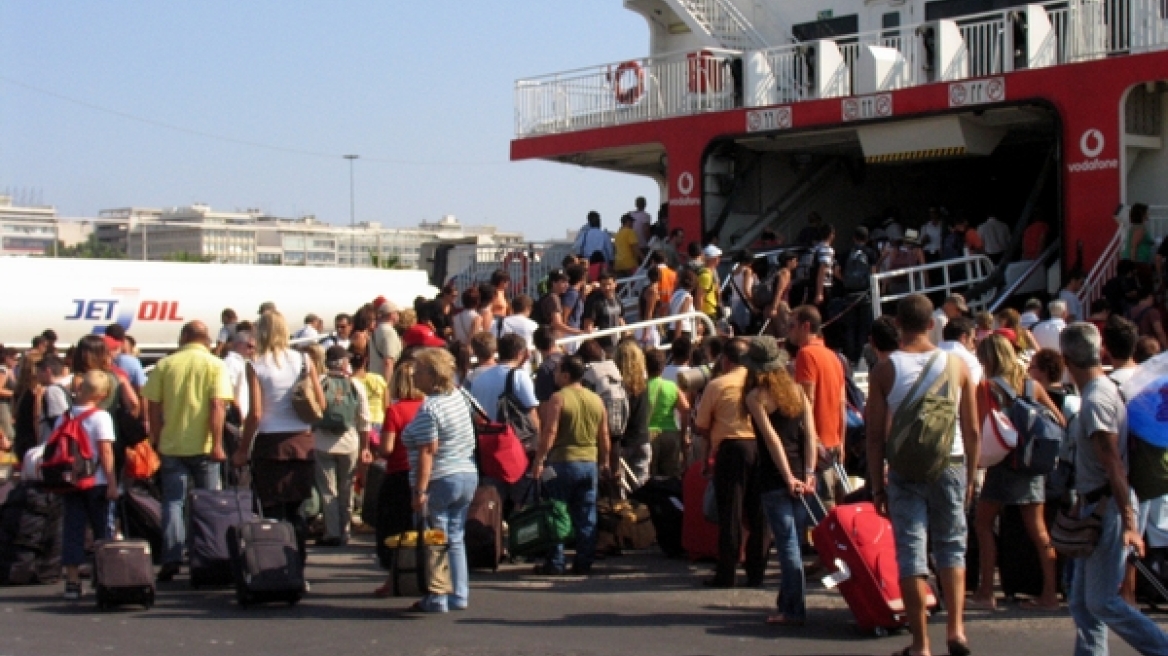 Έξοδος Δεκαπενταύγουστου: Φεύγουν και οι τελευταίοι…