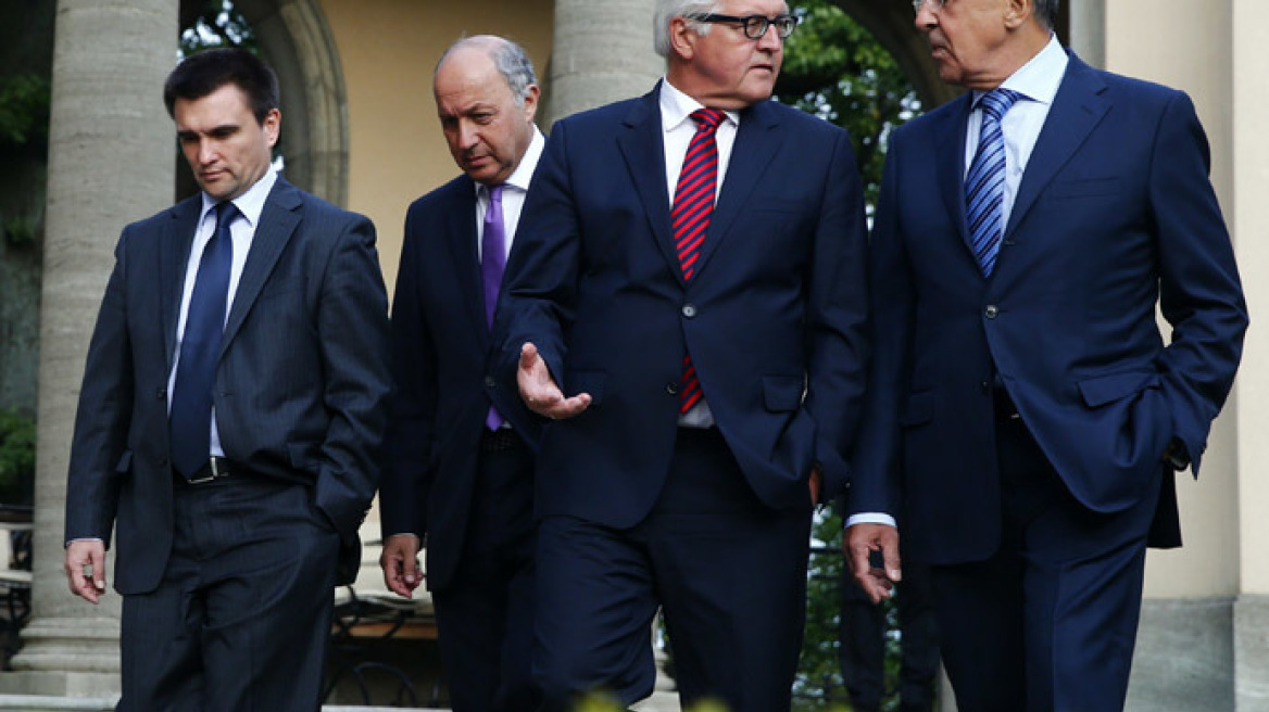 Μόσχα: Επιτεύχθηκε «κάποια πρόοδος» στις συνομιλίες για την Ουκρανία