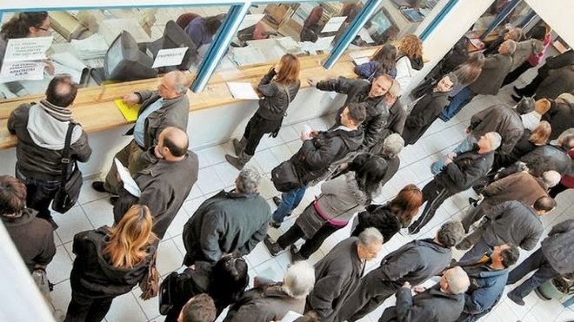Ο συντελεστής βιωσιμότητας των ασφαλιστικών ταμείων «παγώνει» 30.000 εφάπαξ