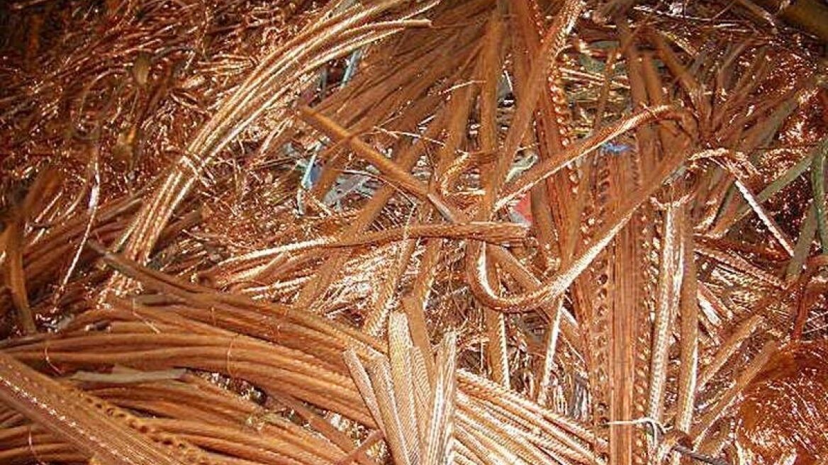 Κοζάνη: Ξήλωνε καλώδια από κολώνες επί ενάμισι μήνα