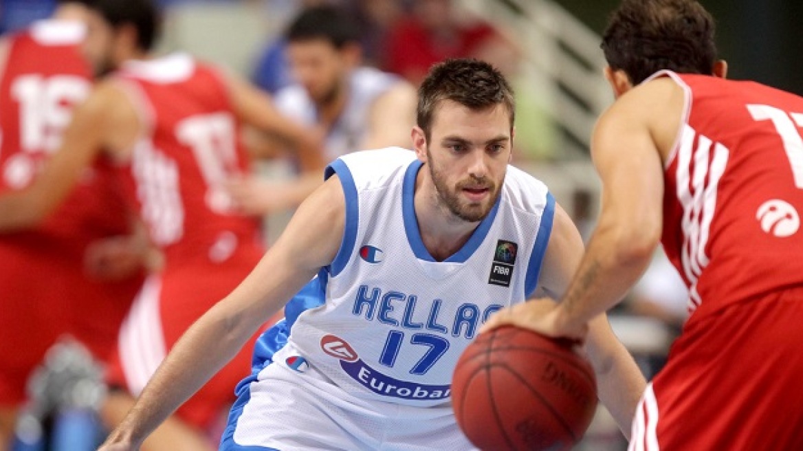 Μάντζαρης: «Ακόμη δεν είμαστε έτοιμοι στην Εθνική»