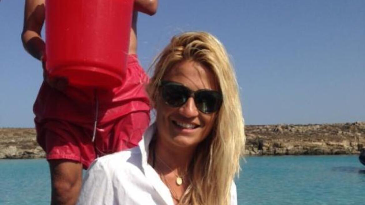 Μπουγελώθηκε και η Φαίη Σκορδά 