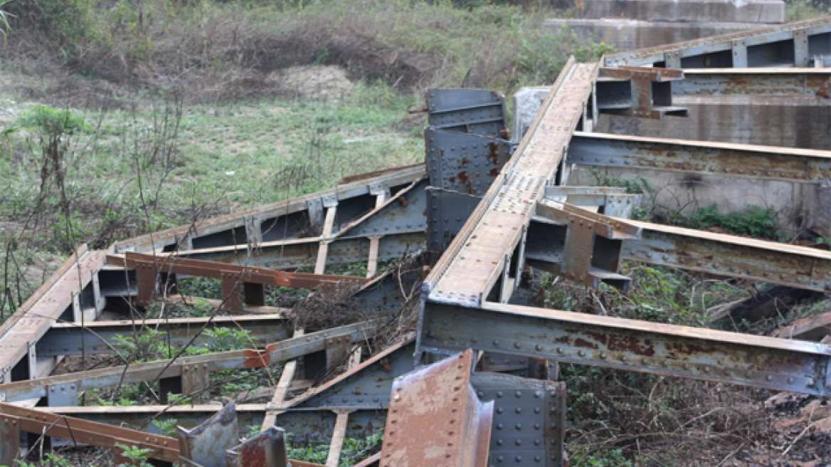 Βόλος: «Έγδυσαν» βαγόνια του Ο.Σ.Ε. για να πάρουν τα μέταλλα