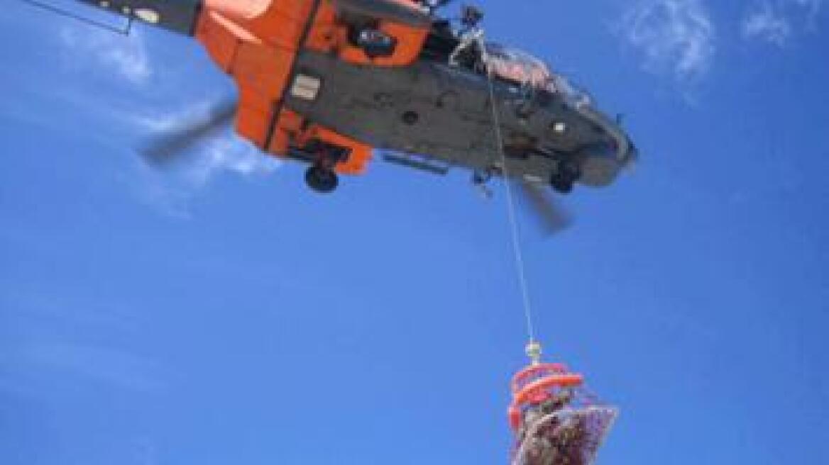 Δείτε βίντεο: Super Puma διασώζει μετανάστες 