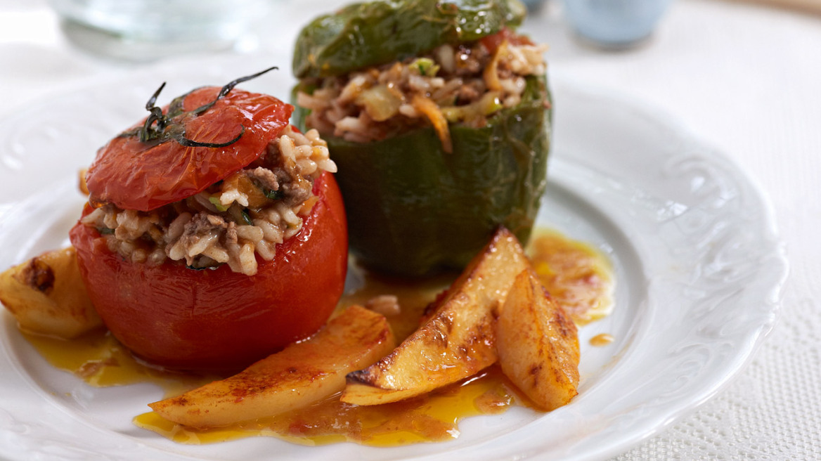 Γεμιστά με κιμά και ρύζι