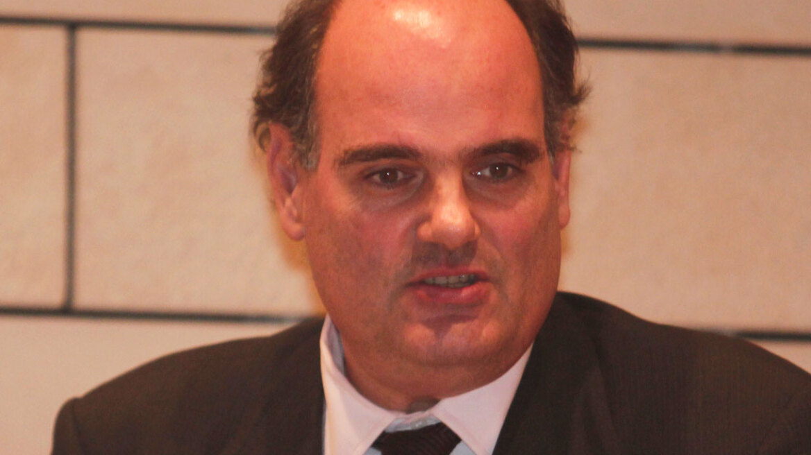 ΕΚΠΑ: Φοιτητές εμπόδισαν με συνθήματα να απευθύνει ομιλία ο νεοεκλεγείς Πρύτανης